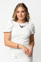 Load image into Gallery viewer, Round Royalty - Pink