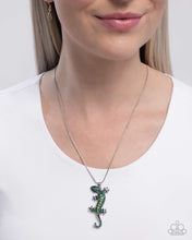 Load image into Gallery viewer, Shimmery Salamander - Green
