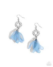 Load image into Gallery viewer, Profuse Petals - Blue

