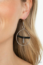 Load image into Gallery viewer, Paparazzi ♥ Free Bird Freedom - Black ♥ Earrings
